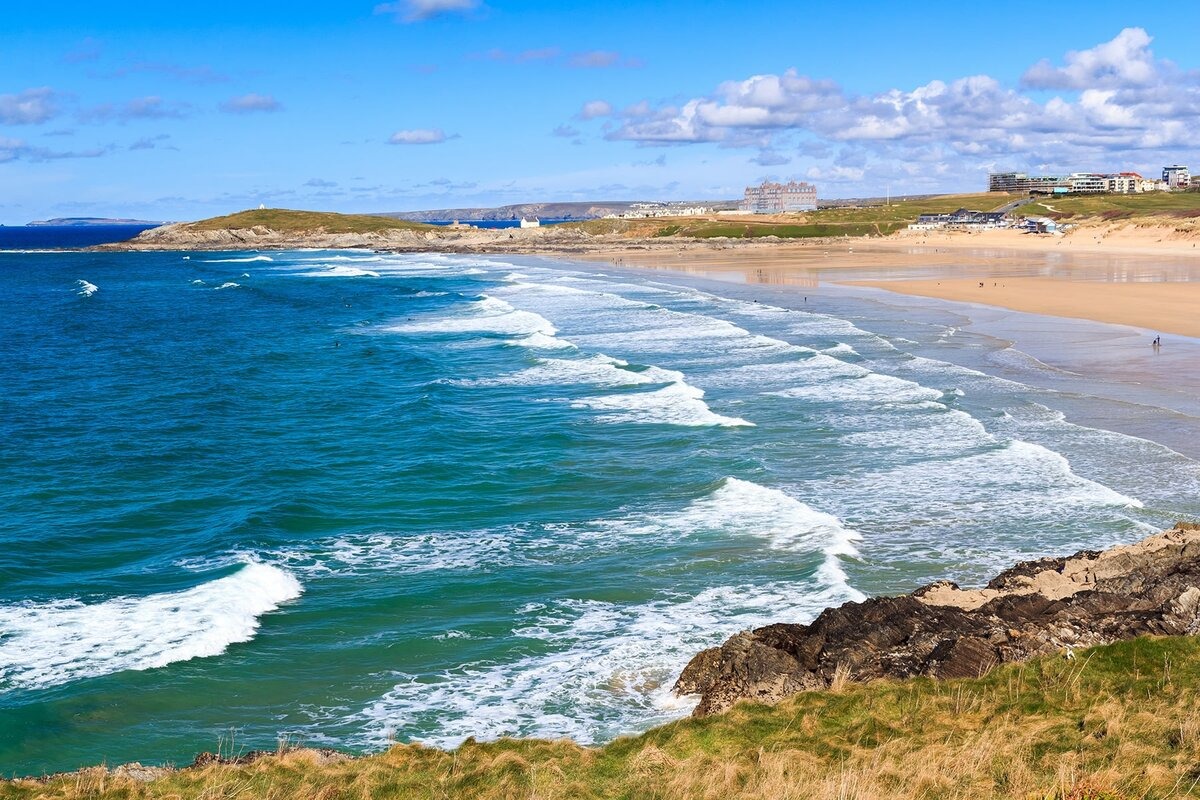 Waves and coastline at Fistral Beach in Newquay